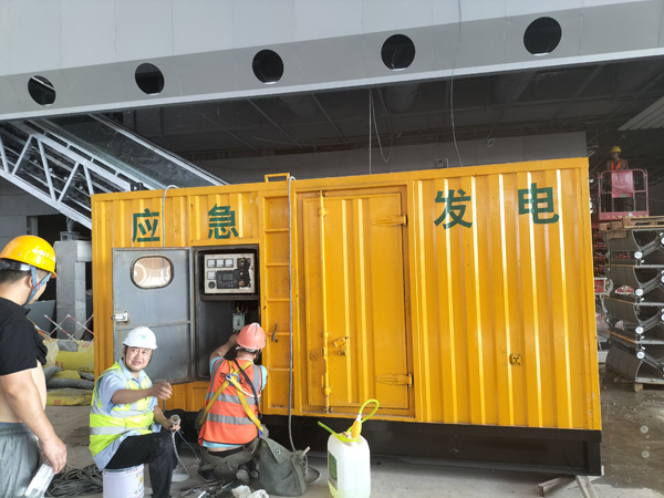 乌兰察布怎样判断空气滤清器是否需要更换？